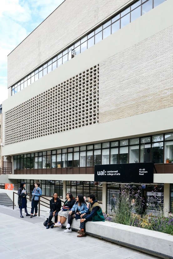 Top 2!伦敦艺术大学UAL连续八年蝉联世界排名第二!2026年QS艺术与设计类大学世界排名公布!